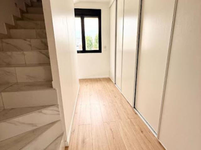 Vente Maison 5 pièces 159 m2 Fontenay sous Bois