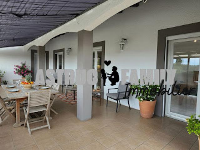 Vente Maison 5 pièces 159 m2 Saint Gilles