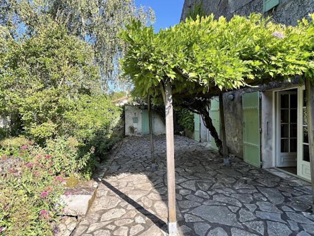 Vente Maison 5 pièces 159 m2 Semussac