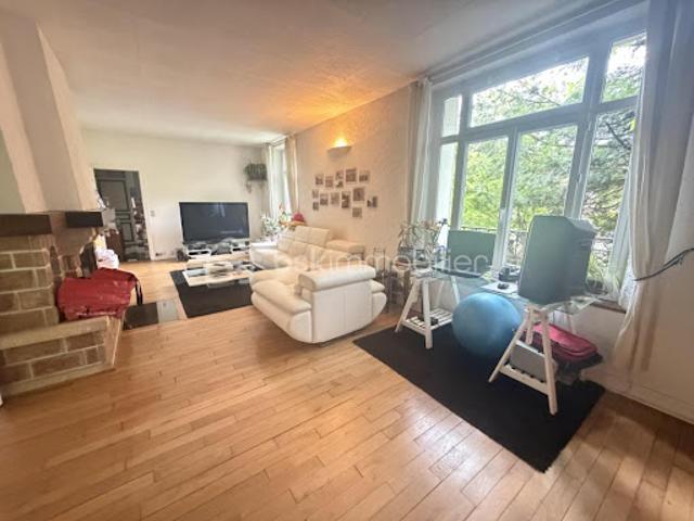 Vente Maison 5 pièces 159.99 m2 Villecerf