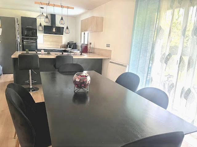 Vente Maison 5 pièces 150 m2 Morancez
