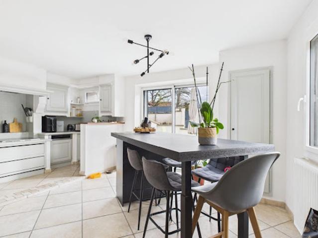 Vente Propriété 5 pièces 150 m2 Artas