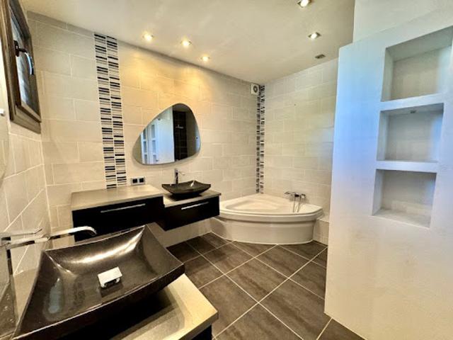 Vente Maison 5 pièces 150 m2 Castanet Tolosan