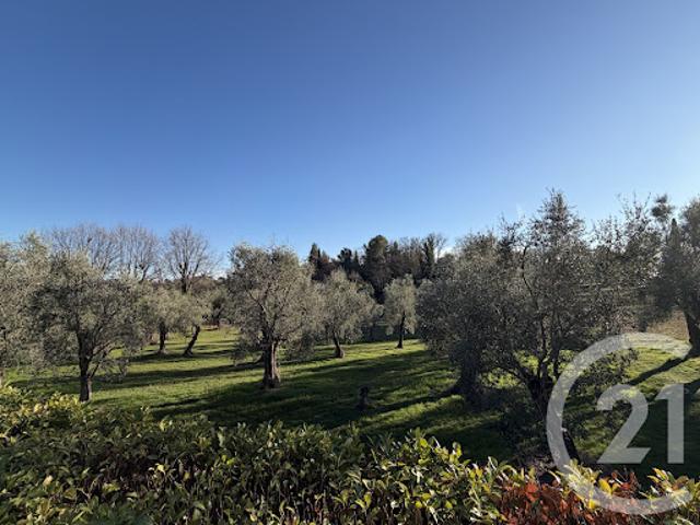 Vente Maison 5 pièces 150 m2 Châteauneuf Grasse