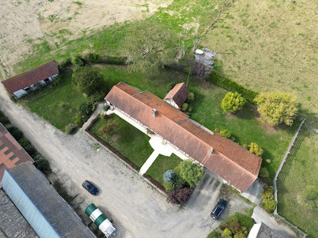 Vente Maison 5 pièces 150 m2 Esclavelles