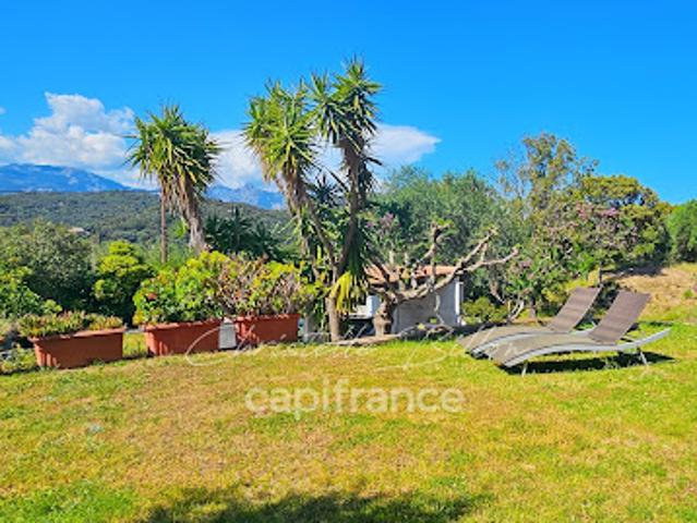 Vente Maison 5 pièces 150 m2 Figari