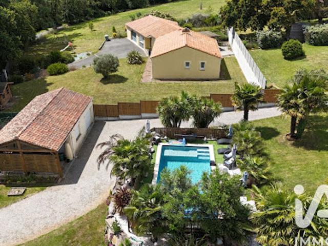 Vente Maison 5 pièces 150 m2 Frossay