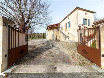 Vente Maison 5 pièces 150 m2 Les Junies