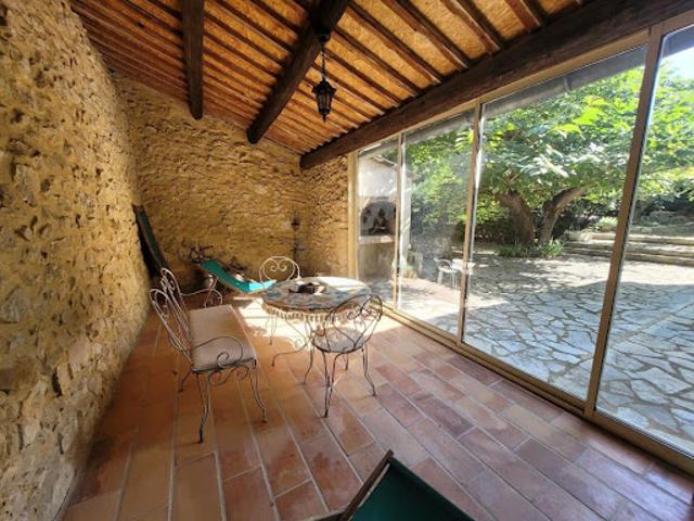 Vente Maison 5 pièces 150 m2 Roquemaure
