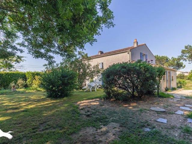 Vente Maison 5 pièces 150 m2 Saint Agnant