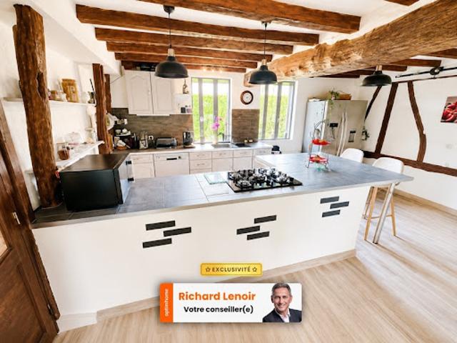 Vente Maison 5 pièces 150 m2 Saint Benoît des Ombres