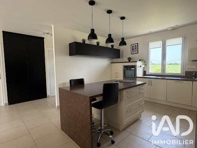 Vente Maison 5 pièces 150 m2 Saint Paul en Gâtine