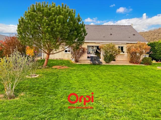 Vente Maison 5 pièces 150 m2 Saint Victor