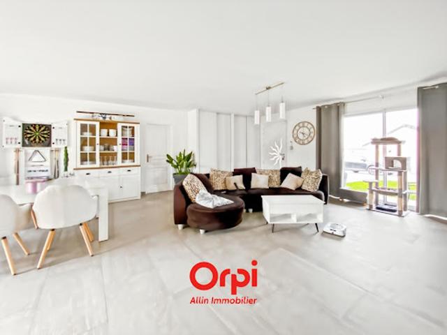 Vente Maison 5 pièces 150 m2 Saint Victor