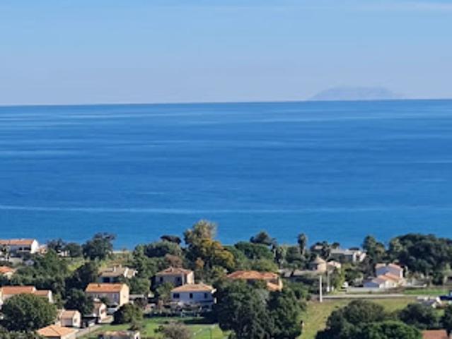 Vente Maison 5 pièces 150 m2 Santa Lucia di Moriani