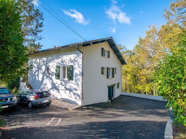 Vente Maison 5 pièces 150 m2 Souraïde
