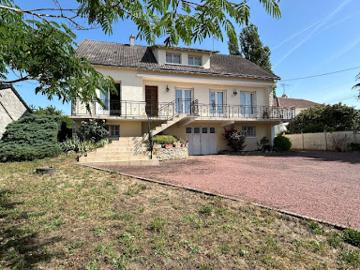 Vente Maison 5 pièces 150 m2 Thuré
