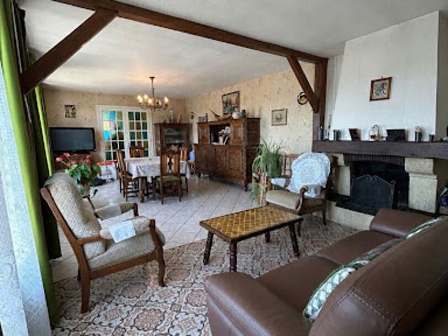 Vente Maison 5 pièces 150 m2 Thuré