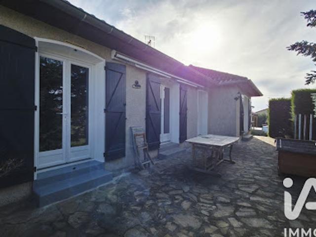 Vente Maison 5 pièces 150 m2 Veauchette