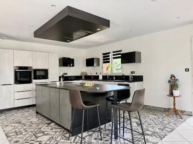Vente Maison 5 pièces 150 m2 Verdun