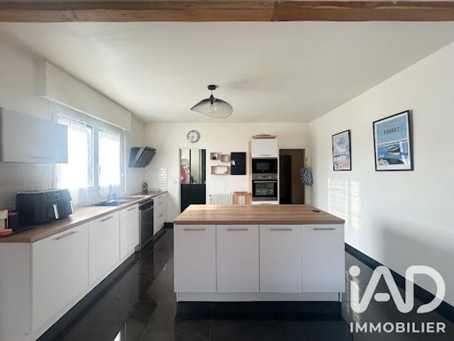 Vente Maison 5 pièces 151 m2 Blanquefort