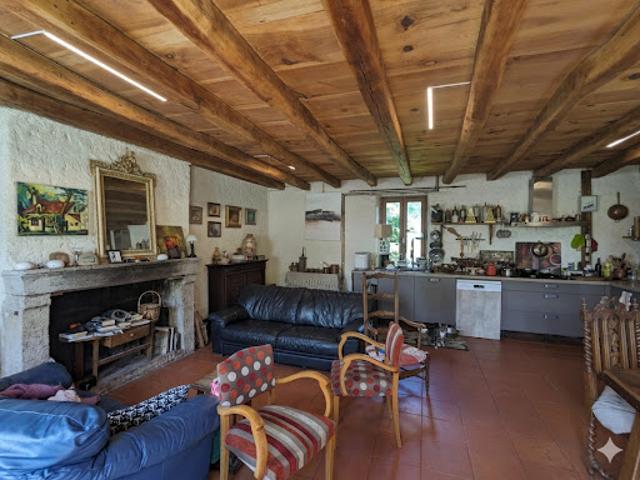 Vente Maison 5 pièces 151 m2 Cerilly