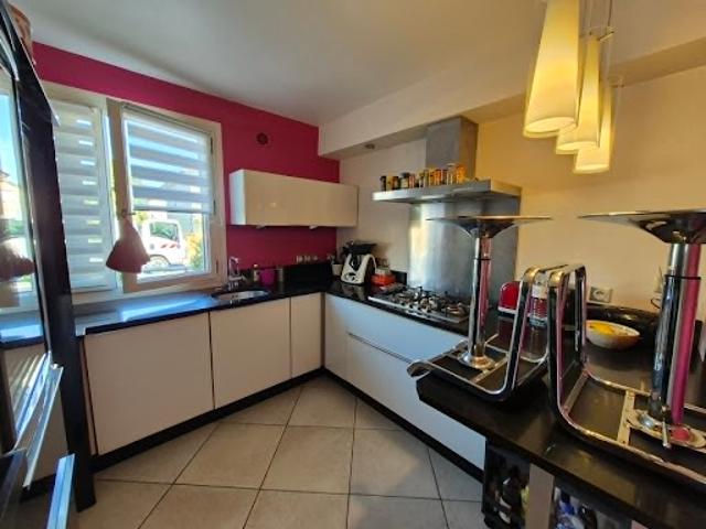 Vente Maison 5 pièces 151 m2 Vierzon