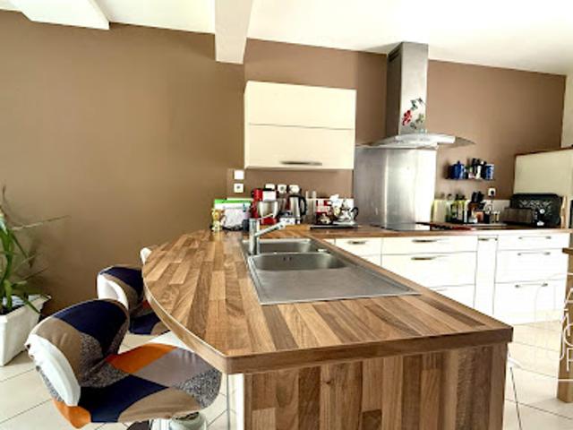 Vente Maison 5 pièces 152 m2 Neuilly lès Dijon