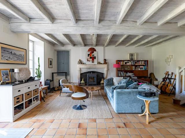Vente Maison 5 pièces 152 m2 Louzignac