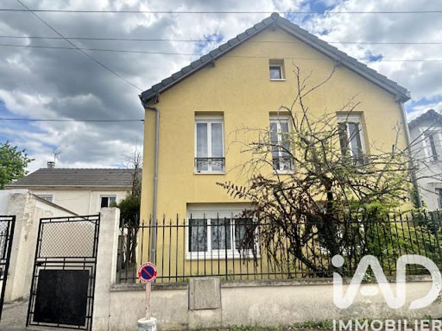Vente Maison 5 pièces 153 m2 Aulnay sous Bois