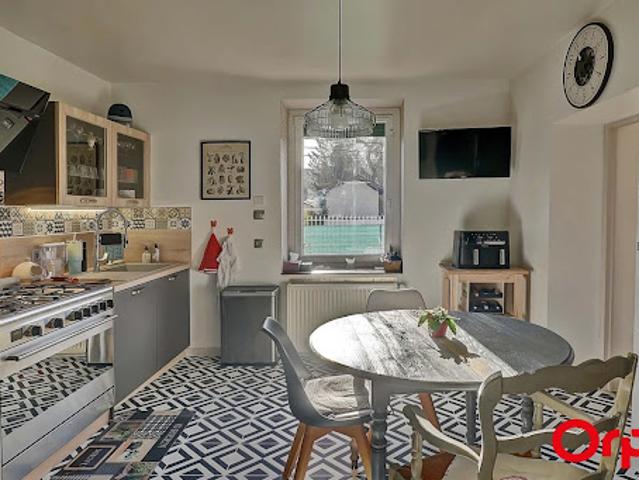 Vente Maison 5 pièces 153 m2 Artas