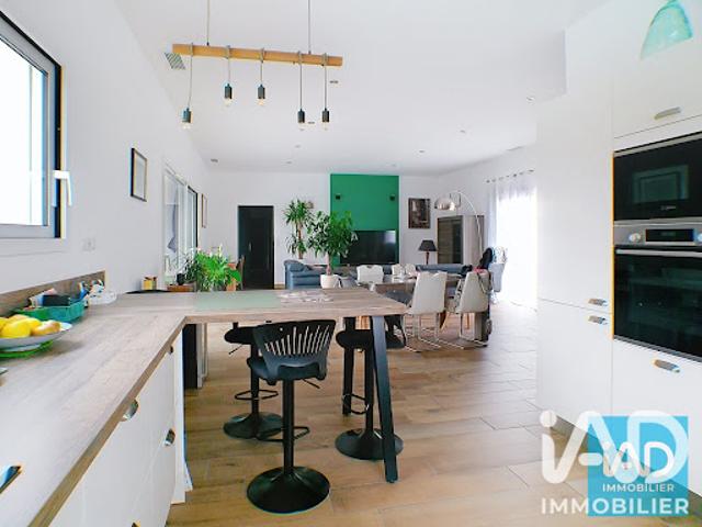 Vente Maison 5 pièces 153 m2 Biron