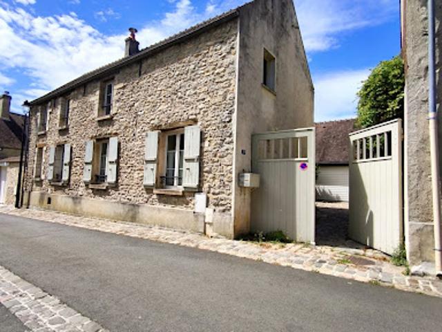 Vente Maison 5 pièces 153 m2 Chamant