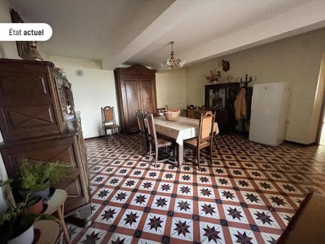 Vente Maison 5 pièces 153 m2 Lustar