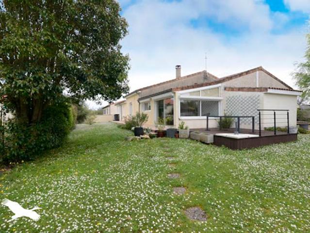 Vente Maison 5 pièces 153 m2 Puymoyen
