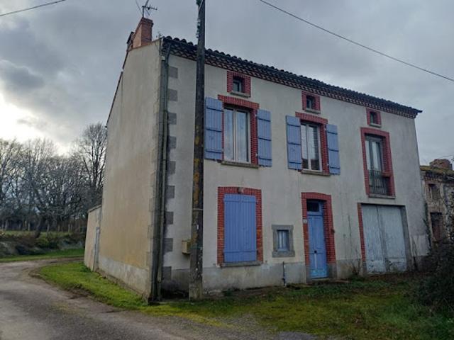 Vente Maison 5 pièces 153 m2 Saint Bonnet de Bellac