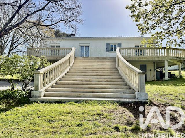 Vente Maison 5 pièces 165 m2 Mirambeau