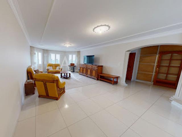 Vente Maison 5 pièces 165 m2 Checy