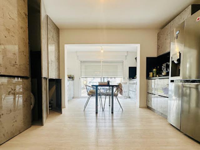 Vente Maison 5 pièces 150 m2 Lattes