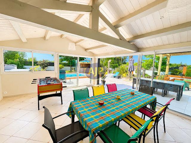 Vente Maison 5 pièces 165 m2 Le Perrier