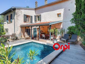 Vente Maison 5 pièces 165 m2 Pierre benite