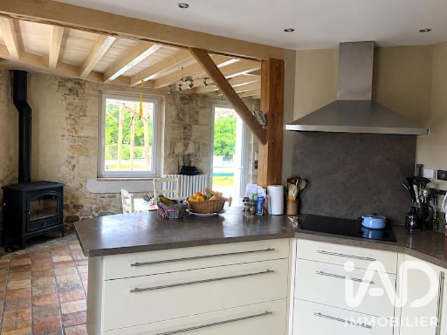 Vente Maison 5 pièces 165 m2 Saint Martin du Bois