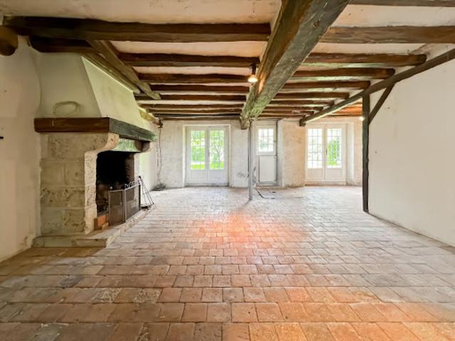 Vente Maison 5 pièces 165 m2 Saint Péravy la Colombe