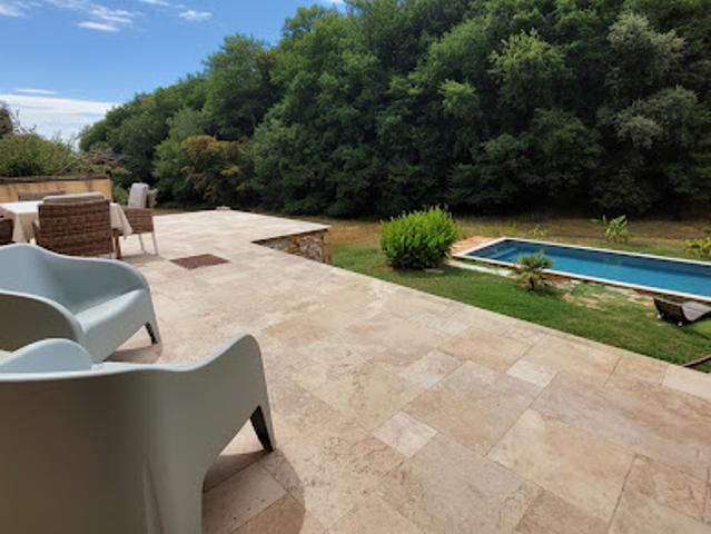 Vente Maison 5 pièces 166 m2 Meyrals