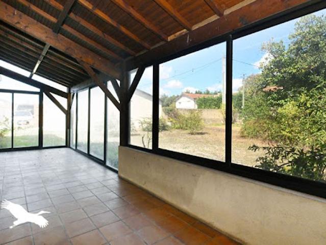 Vente Maison 5 pièces 166 m2 Saint Yrieix sur Charente