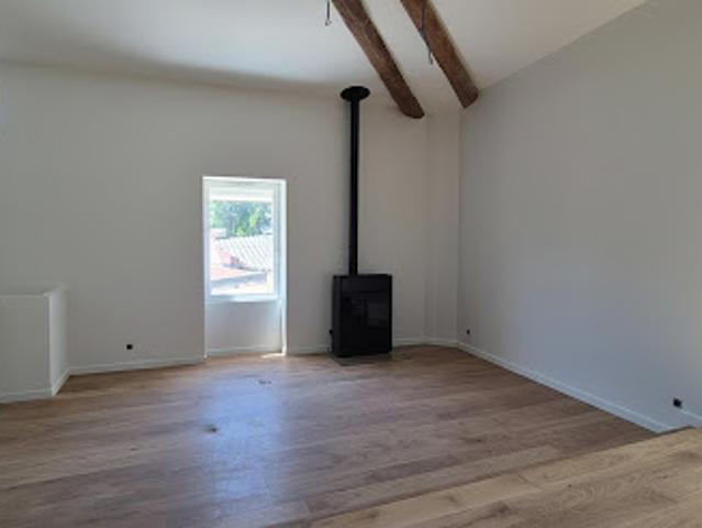 Vente Maison 5 pièces 166 m2 Vourles