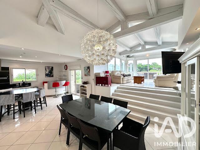 Vente Maison 5 pièces 167 m2 Sainte Maxime