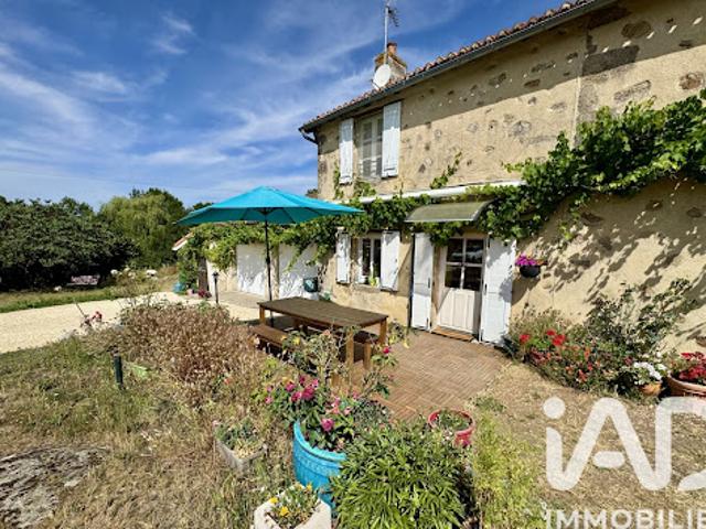 Vente Maison 5 pièces 167 m2 Viennay