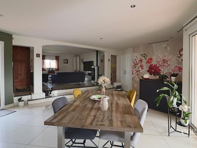 Vente Maison 5 pièces 167.59 m2 Lescar