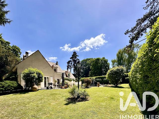 Vente Maison 5 pièces 168 m2 Férolles Attilly